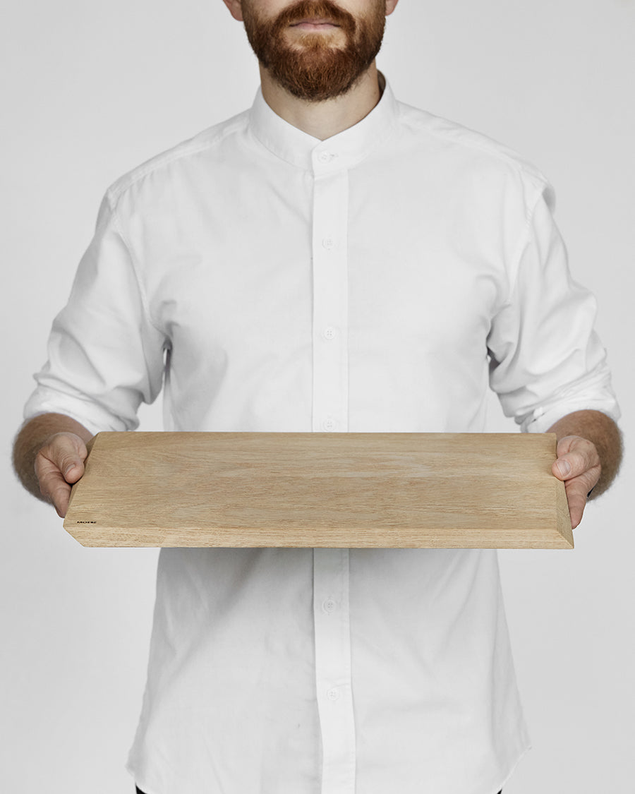 MOEBE - Holzbrett CUTTING BOARD - oak - zwei Größen